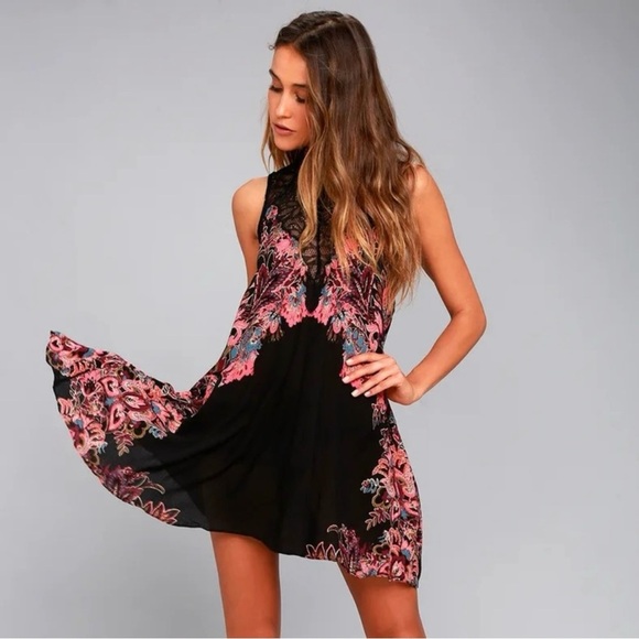 Free People Dresses & Skirts - Free People Women's Dress Lace Detail Marsha Printed Slip Black Combo Size XS